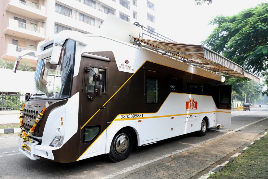 Traditional Motorhome - Maharashtra Caravan Tourism