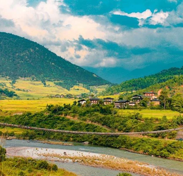 Punakha Suspension Bridge - Places to visit in Bhutan