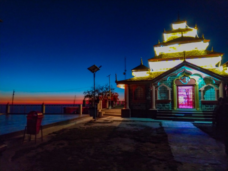 Surkanda Devi Temple, Kanatal