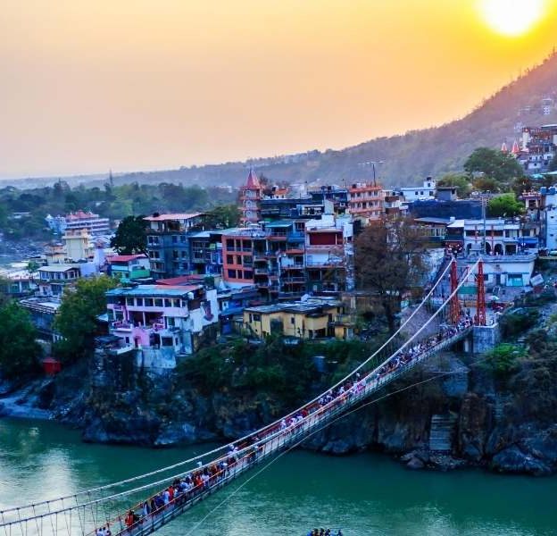 Laxman Jhula, Rishikesh - Kedarnath Badrinath Tour