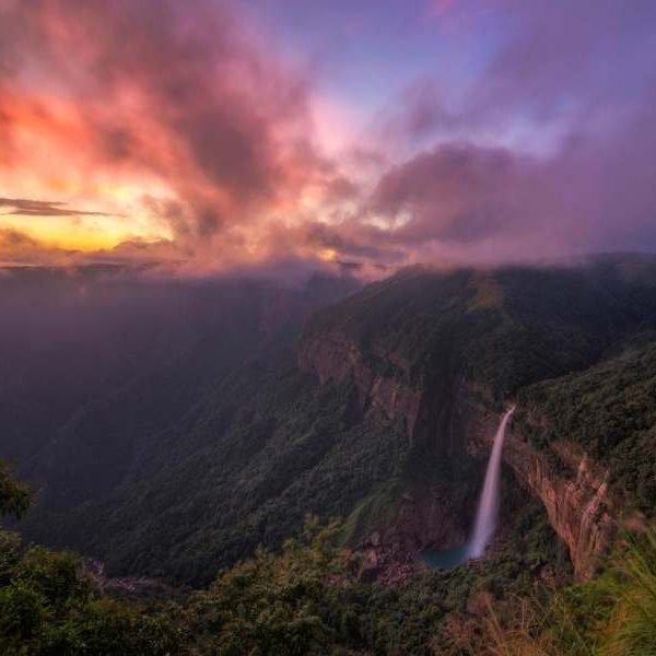 Nohkalikai Falls - Meghalaya Tour Package