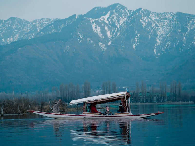 Shikara Ride in Dal Lake, Srinagar - Kashmir