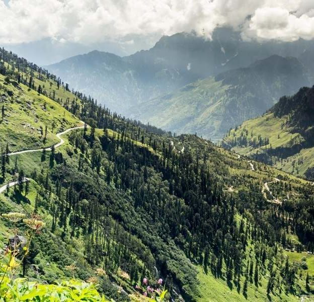 View from the way to Rohtang Pass - Shimla Manali Tour Package